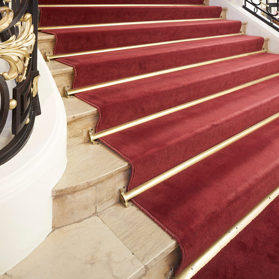 Roter Teppich für Treppen